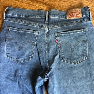 Levi’s bootcut Jean